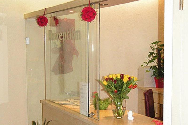 C+M+B Hotel Аксамс Екстериор снимка
