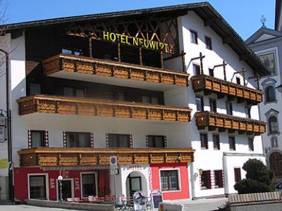 C+M+B Hotel Аксамс Екстериор снимка